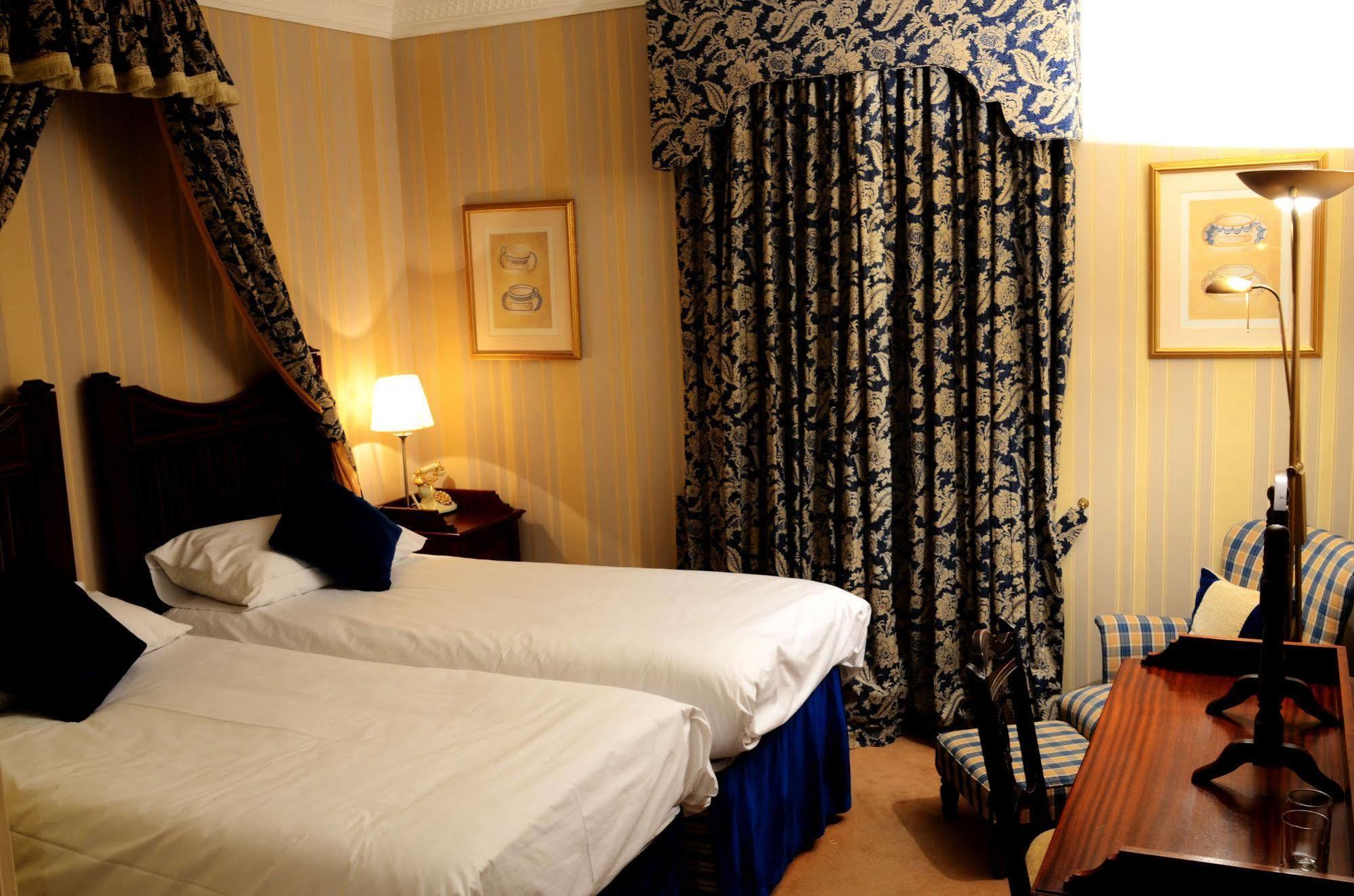 Butlers Townhouse Hotel Дъблин Екстериор снимка